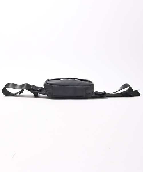 FOG ESSENTIALS（エフオージーエッセンシャルズ）の「FOG ESSENTIALS（エッセンシャルズ）スリングバッグ（ボディバッグ/ウエストポーチ・メンズ・ブラック・FREE）」の10枚目の写真