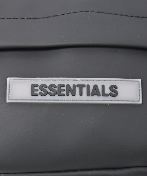 FOG ESSENTIALS（エフオージーエッセンシャルズ）の「FOG ESSENTIALS（エッセンシャルズ）スリングバッグ（ボディバッグ/ウエストポーチ・メンズ・ブラック・FREE）」の2枚目の写真