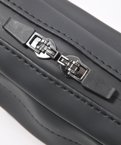 FOG ESSENTIALS（エフオージーエッセンシャルズ）の「FOG ESSENTIALS（エッセンシャルズ）スリングバッグ（ボディバッグ/ウエストポーチ・メンズ・ブラック・FREE）」の7枚目の写真