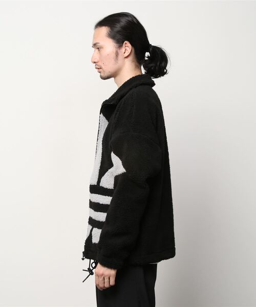 adidas（アディダス）の「シェルパ ジャケット [SHERPA JACKET] アディダスオリジナルス（ブルゾン・メンズ・ブラック/オリーブ/スカイブルー/ベージュ/ブラック×グレー・X-LARGE/MEDIUM/SMALL/LARGE/XX-LARGE/XXX-LARGE/X-SMALL）」の6枚目の写真