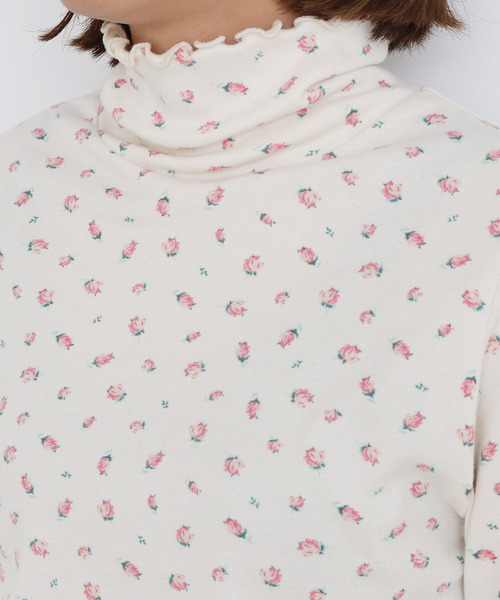 CHILD WOMAN(チャイルドウーマン)の「フライス小花プリント タートル長袖プルオーバー(Tシャツ/カットソー・レディース・アイボリー/サックスブルー/イエロー/ブルー系その他/オレンジ・FREE)」の21枚目の写真