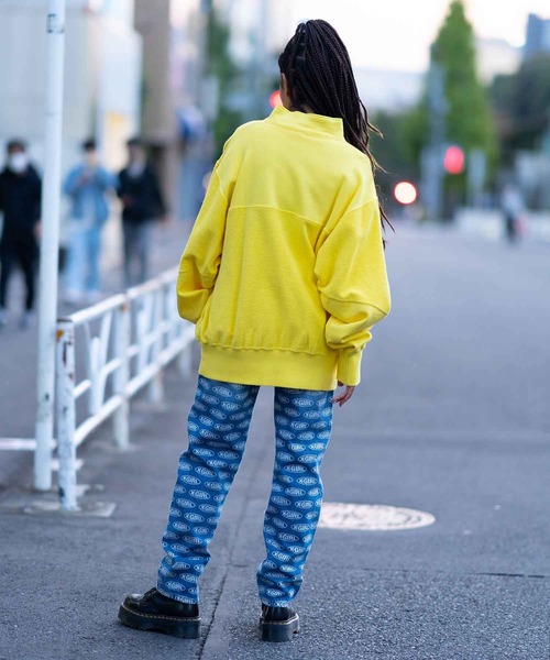X-girl(エックスガール)の「PANELLED HALF ZIP SWEAT TOP(スウェット・レディース・イエロー/ブラック/アッシュ・M/S)」の6枚目の写真
