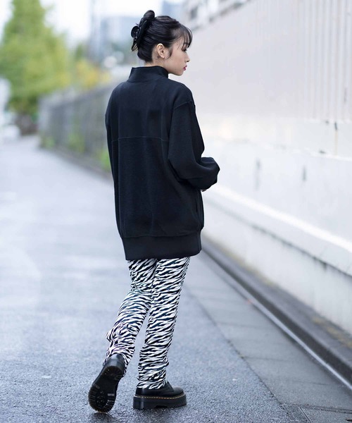 X-girl(エックスガール)の「PANELLED HALF ZIP SWEAT TOP(スウェット・レディース・イエロー/ブラック/アッシュ・M/S)」の21枚目の写真