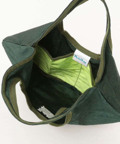 bpr BEAMS（ビーピーアール ビームス ）の「RairBag PROJECTS / OVAL M バッグ（トートバッグ・メンズ・ホワイト/オリーブ/ブラック・ONE SIZE）」の9枚目の写真