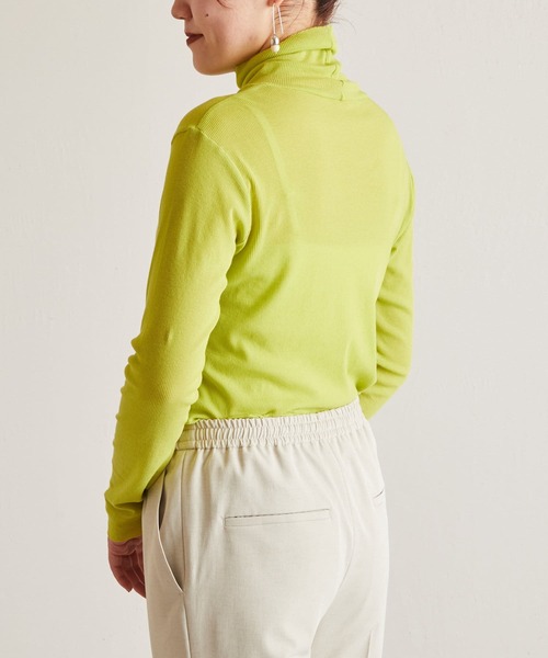 BEARDSLEY（ビアズリー）の「コナユキテレコハイネック（Tシャツ/カットソー・レディース・イエロー/ブルー/ライトグレー/ブラック/ネイビー・FREE）」の15枚目の写真