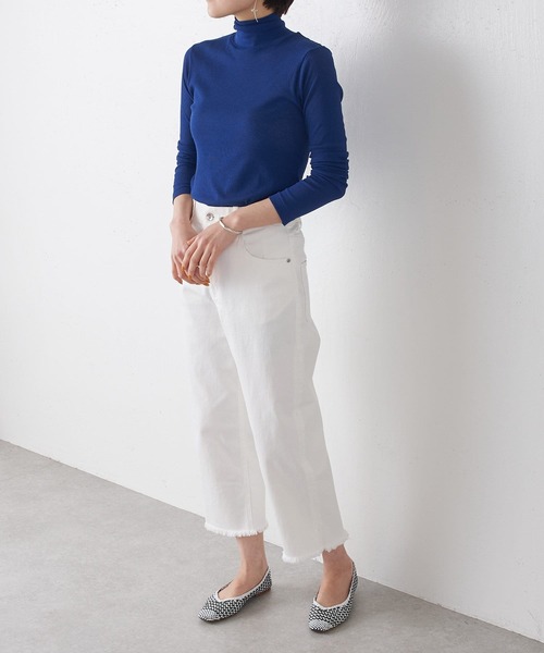 BEARDSLEY（ビアズリー）の「コナユキテレコハイネック（Tシャツ/カットソー・レディース・イエロー/ブルー/ライトグレー/ブラック/ネイビー・FREE）」の6枚目の写真