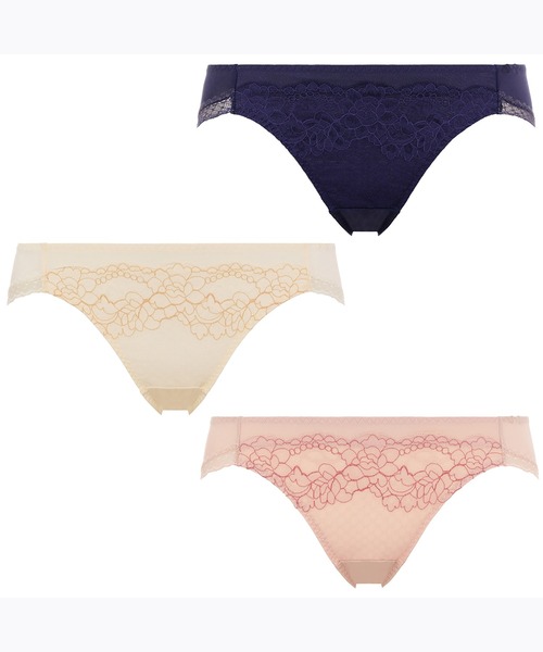 Triumph(トリンプ)の「レギュラーショーツ レースビューティAMST1373 Hikini JX(ショーツ・レディース・ホワイト/ピンク/ブルー・M/L)」の7枚目の写真