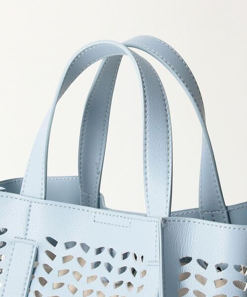 BEAUTY&YOUTH UNITED ARROWS(ビューティーアンドユースユナイテッドアローズ)の「BY パンチング スクエア トートバッグ -3WAY-(ショルダーバッグ・レディース・ホワイト/ライトブルー/シルバー・FREE)」の16枚目の写真