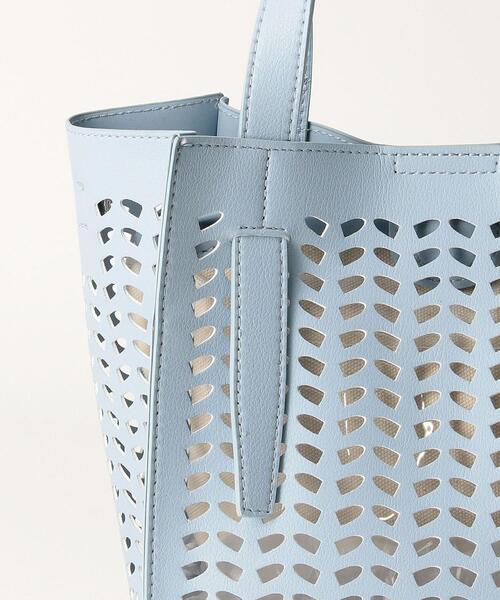 BEAUTY&YOUTH UNITED ARROWS(ビューティーアンドユースユナイテッドアローズ)の「BY パンチング スクエア トートバッグ -3WAY-(ショルダーバッグ・レディース・ホワイト/ライトブルー/シルバー・FREE)」の17枚目の写真