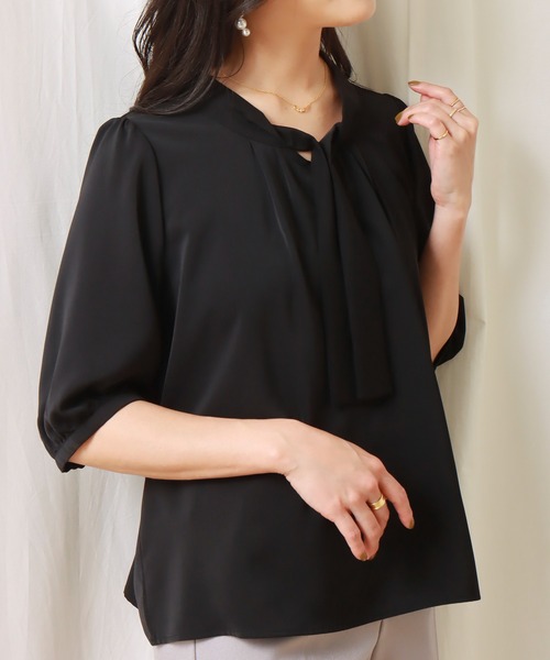 libelle more（リベル モア）の「前ボウタイブラウス（シャツ/ブラウス・レディース・オフホワイト/ブラック・M/L）」の11枚目の写真