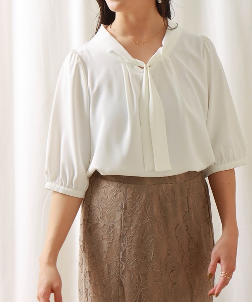 libelle more（リベル モア）の「前ボウタイブラウス（シャツ/ブラウス・レディース・オフホワイト/ブラック・M/L）」の21枚目の写真