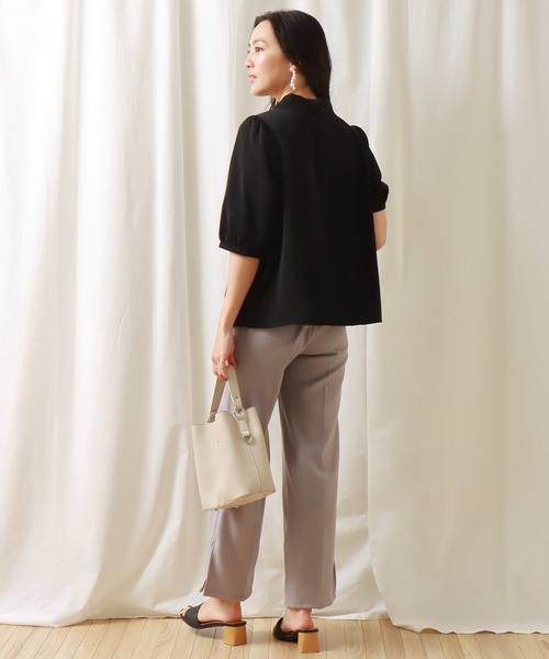 libelle more（リベル モア）の「前ボウタイブラウス（シャツ/ブラウス・レディース・オフホワイト/ブラック・M/L）」の5枚目の写真