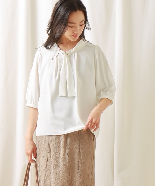 libelle more（リベル モア）の「前ボウタイブラウス（シャツ/ブラウス・レディース・オフホワイト/ブラック・M/L）」の15枚目の写真