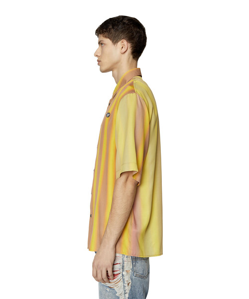 DIESEL(ディーゼル)の「メンズ シャツ 半そで ストライプ(シャツ/ブラウス・メンズ・イエロー/ブラック・SMALL/MEDIUM/LARGE/X-LARGE/XX-LARGE/X-SMALL)」の9枚目の写真