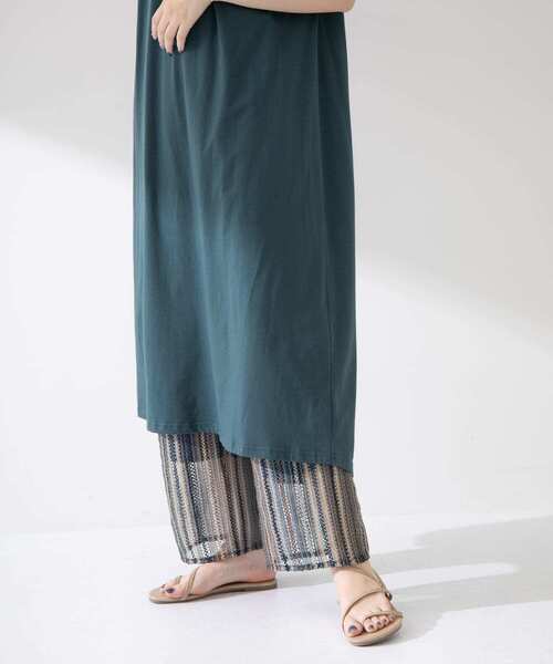 ITEMS URBANRESEARCH(アイテムズ アーバンリサーチ)の「ノースリロングワンピース(ワンピース・レディース・チャコールグレー/オフホワイト/グリーン・FREE)」の13枚目の写真