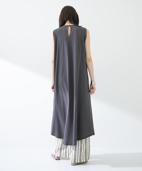 ITEMS URBANRESEARCH(アイテムズ アーバンリサーチ)の「ノースリロングワンピース(ワンピース・レディース・チャコールグレー/オフホワイト/グリーン・FREE)」の10枚目の写真