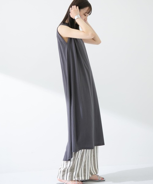 ITEMS URBANRESEARCH(アイテムズ アーバンリサーチ)の「ノースリロングワンピース(ワンピース・レディース・チャコールグレー/オフホワイト/グリーン・FREE)」の16枚目の写真