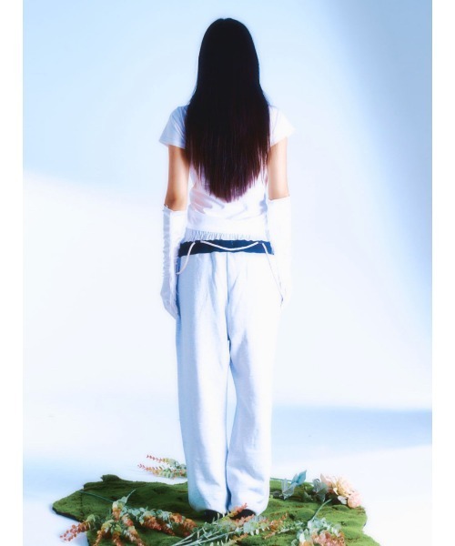 ROSEAPPLE STUDIO(ローズアップルスタジオ)の「【ROSEAPPLE STUDIO/ローズアップルスタジオ】222 X shirring logo crop t/プリントT 半袖トップス 半袖Tシャツ 白Tシャツ 黒Tシャツ ゴシック クロップド 短丈トップス シャーリング(Tシャツ/カットソー・レディース・ホワイト/ブラック・ONE SIZE)」の12枚目の写真