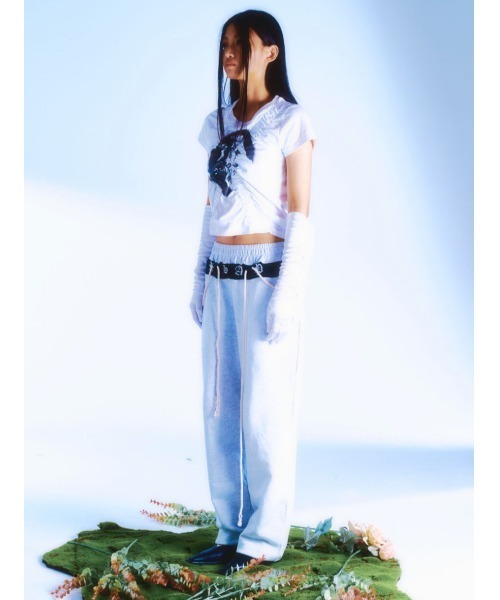 ROSEAPPLE STUDIO(ローズアップルスタジオ)の「【ROSEAPPLE STUDIO/ローズアップルスタジオ】222 X shirring logo crop t/プリントT 半袖トップス 半袖Tシャツ 白Tシャツ 黒Tシャツ ゴシック クロップド 短丈トップス シャーリング(Tシャツ/カットソー・レディース・ホワイト/ブラック・ONE SIZE)」の10枚目の写真