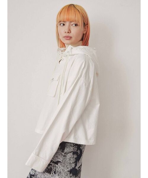 merry jenny（メリージェニー）の「ショートツイルアノラック（マウンテンパーカー・レディース・オフホワイト/グリーン/アイボリー・FREE）」の7枚目の写真