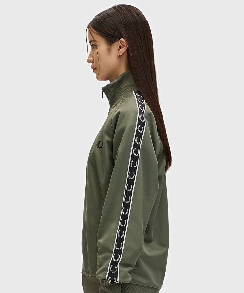 Taped Track Jacket／フレッドペリートラックジャケット