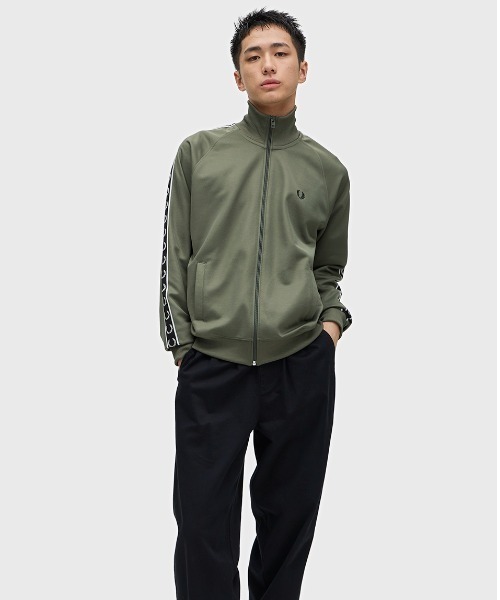 Taped Track Jacket／フレッドペリートラックジャケット