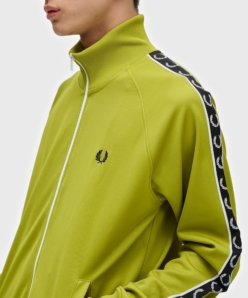 Taped Track Jacket／フレッドペリートラックジャケット（ジャージ