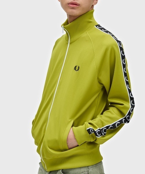 Taped Track Jacket／フレッドペリートラックジャケット（ジャージ