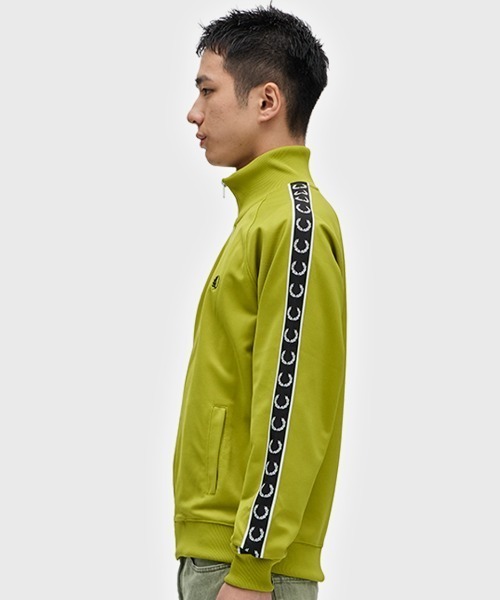フレッドペリー　トラックジャケット　Taped Track Jacket FRED PERRY ジャージ Taped Track Jacket／フレッドペリー