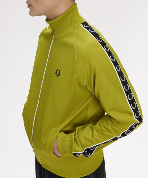 Taped Track Jacket／フレッドペリートラックジャケット（ジャージ
