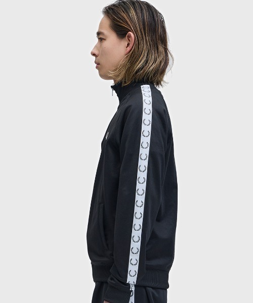 セール】Taped Track Jacket／フレッドペリートラックジャケット