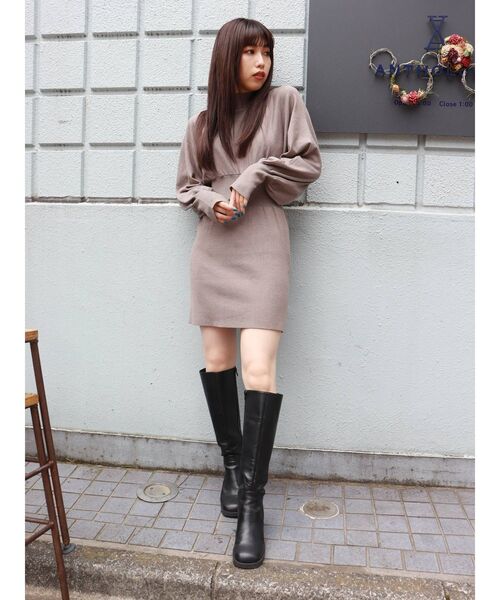 MURUA(ムルーア)の「ボリュームパフミニワンピース(ワンピース・レディース・ブラック/パープル/アイボリー/モカ・FREE)」の5枚目の写真