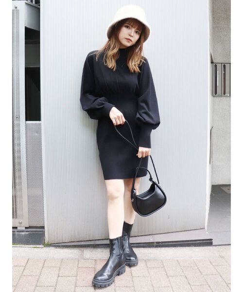 MURUA(ムルーア)の「ボリュームパフミニワンピース(ワンピース・レディース・ブラック/パープル/アイボリー/モカ・FREE)」の6枚目の写真