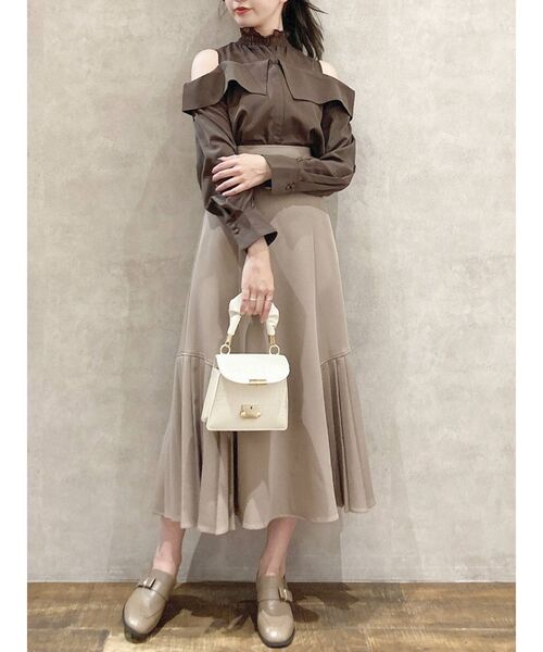 dazzlin（ダズリン）の「チュールレイヤードシャツカラーブラウス（シャツ/ブラウス・レディース・ブルー/オフホワイト/ピンク/ブラウン・FREE）」の22枚目の写真