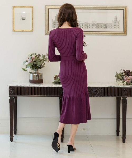Julia Boutique(ジュリアブティック)の「ボタンデザインマーメイドリブニットワンピース/22526(ワンピース・レディース・ブラック/ブラウン/プラム/ベージュ・ONE)」の13枚目の写真