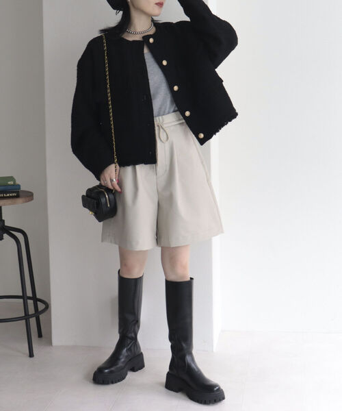 fredy emue（フレディエミュ）の「フェイクレザーショートパンツ（その他パンツ・レディース・ブラック/ベージュ・38）」の6枚目の写真