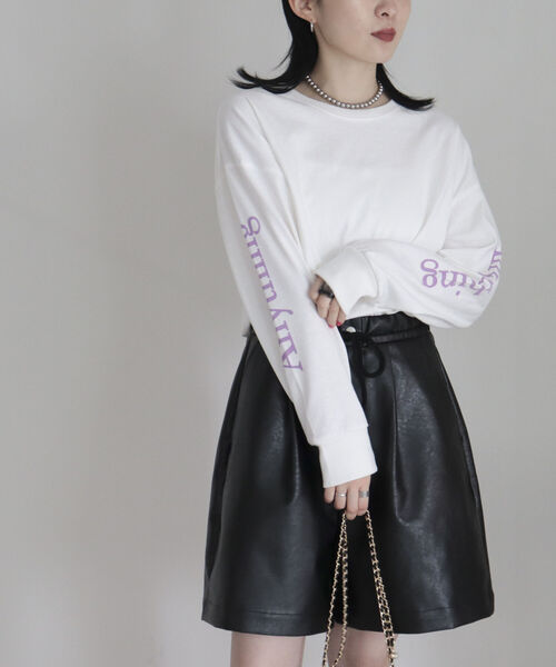 fredy emue（フレディエミュ）の「フェイクレザーショートパンツ（その他パンツ・レディース・ブラック/ベージュ・38）」の15枚目の写真