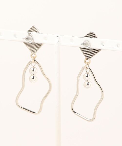 tone（トーン）の「【manatula】天然石風カボションシルバーピアス（ピアス（両耳用）・レディース・グレー/ピンク/ブラウン系その他・FREE）」の4枚目の写真