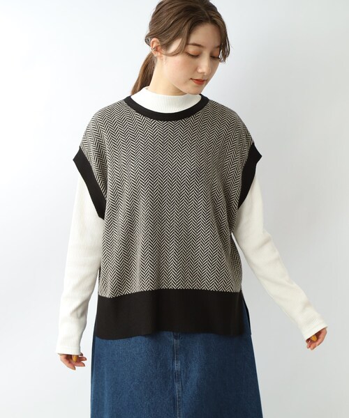 DRESKIP(ドレスキップ)の「◆【インナーを変えて長く活躍】ヘリンボーン ニットべスト(ベスト・レディース・ベージュ系その他2/ブラック系4/ダークブラウン系4・00)」の4枚目の写真