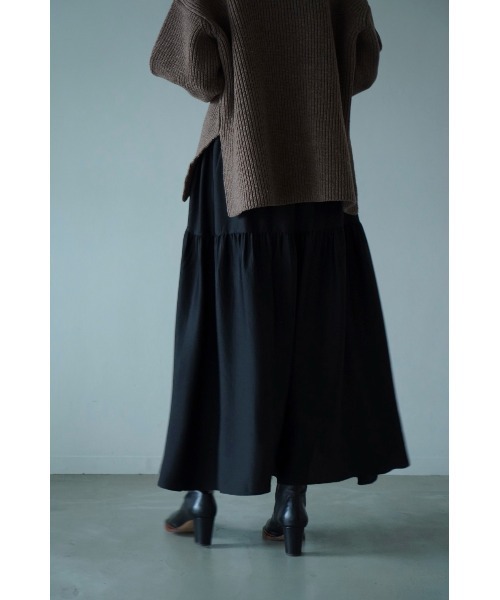 CLANE（クラネ）の「TIERED BACK LONG SKIRT（スカート）」 - WEAR