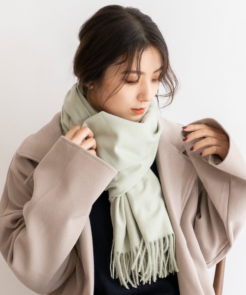 VitaFelice(ヴィータフェリーチェ)の「カシミヤタッチ大判ストール(ストール/ショール・レディース・ブラック/ベージュ/ピンク/イエロー/グレー/ライトグリーン・FREE)」の10枚目の写真