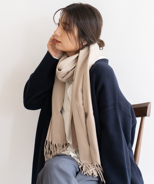 VitaFelice(ヴィータフェリーチェ)の「カシミヤタッチ大判ストール(ストール/ショール・レディース・ブラック/ベージュ/ピンク/イエロー/グレー/ライトグリーン・FREE)」の14枚目の写真