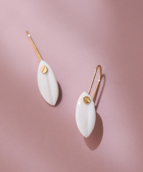 collex（コレックス）の「【Vesna Garic/ヴェスナガリック】 ヴィッシーピアスⅱ（ピアス（両耳用）・レディース・ホワイト/グリーン・フリー）」の2枚目の写真