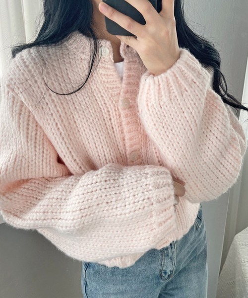 HALEY PESCA(ヘーリーペスカ)の「HALEY PESCA/ボリューム クロップド 無地カーディガン(カーディガン/ボレロ・レディース・イエロー/ブルー/ピンク・FREE)」の3枚目の写真