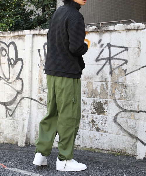 MAISON CLUB（メゾンクラブ）の「【MAISON CLUB】ハーフジップワッフルトップス SCCH110（Tシャツ/カットソー・メンズ・ブラック/グレー・FREE）」の5枚目の写真