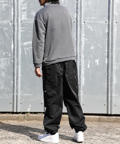 MAISON CLUB（メゾンクラブ）の「【MAISON CLUB】ハーフジップワッフルトップス SCCH110（Tシャツ/カットソー・メンズ・ブラック/グレー・FREE）」の9枚目の写真
