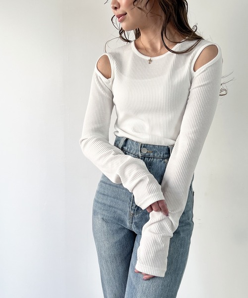junoah(ジュノア)の「ショルダーカットリブトップス(Tシャツ/カットソー・レディース・ホワイト/グレイッシュベージュ/ブラック・LARGE/X-LARGE/MEDIUM)」の18枚目の写真