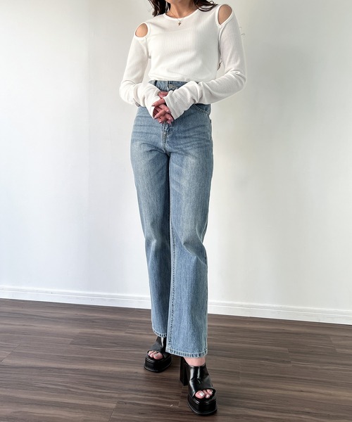 junoah(ジュノア)の「ショルダーカットリブトップス(Tシャツ/カットソー・レディース・ホワイト/グレイッシュベージュ/ブラック・LARGE/X-LARGE/MEDIUM)」の20枚目の写真