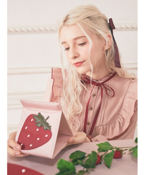 Maison de FLEUR（メゾンドフルール）の「イチゴミラー（手鏡/メイク