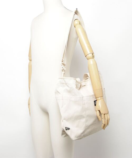 NEW ERA（ニューエラ）の「NEW ERA/ニューエラ トートバック ユーティリティー キャンバストートバッグ 15L ボックスロゴ 13517736（トートバッグ・メンズ・アイボリー・FREE）」の10枚目の写真